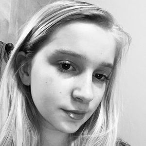 Meet your Posher, Ellie